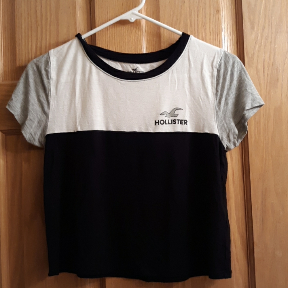 Hollister t-shirt